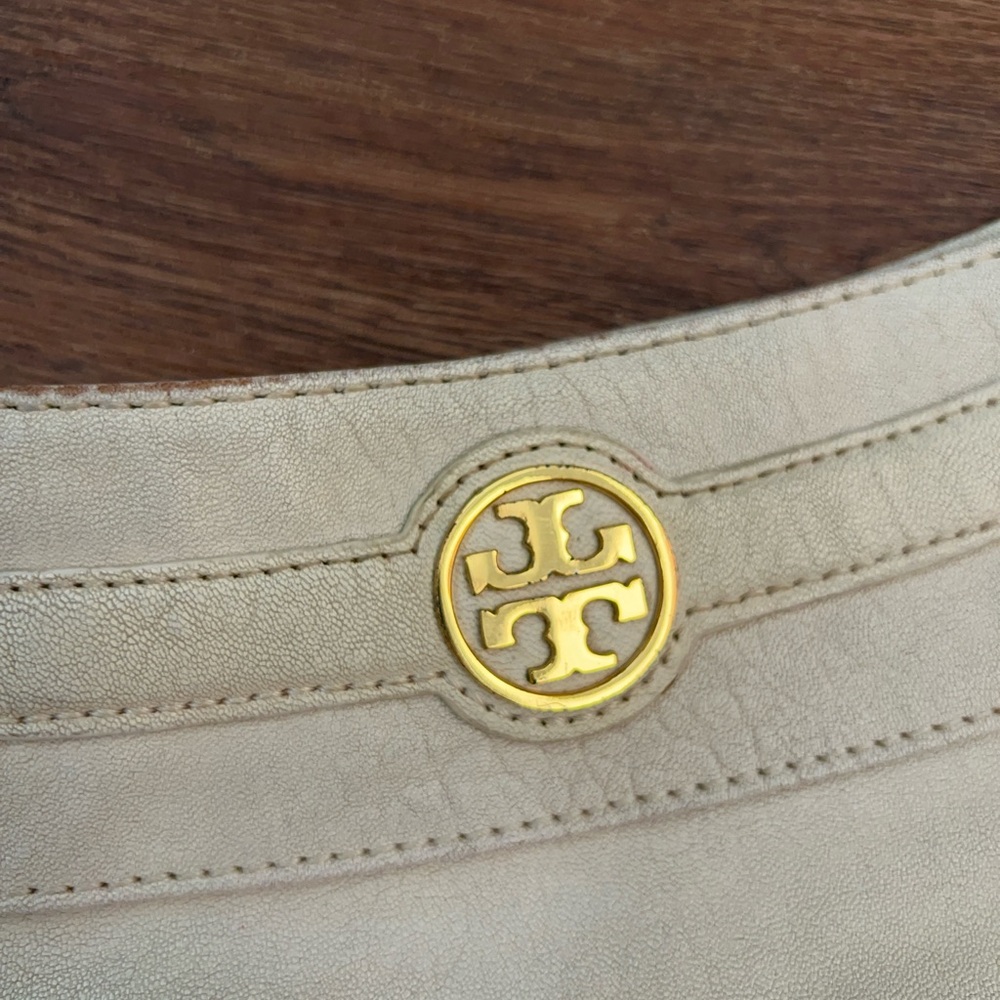 Ivory Tory Burch Hobo - Picture 5 of 13